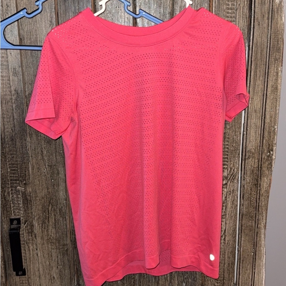 Lululemon Athletica Coral Short Sleeve Top